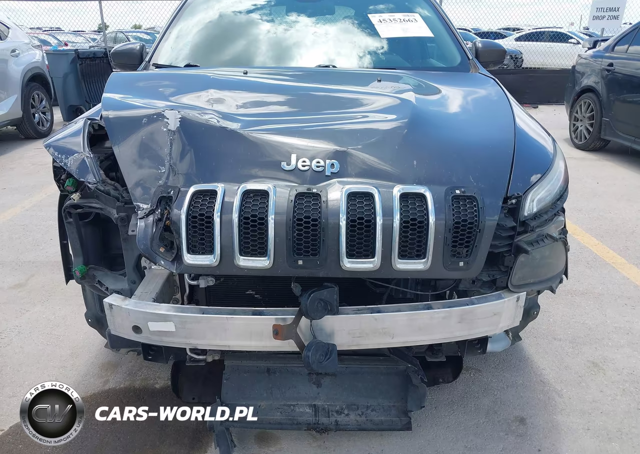 2016 Jeep Cherokee Latitude VIN:1C4PJLCS6GW114442 - 6