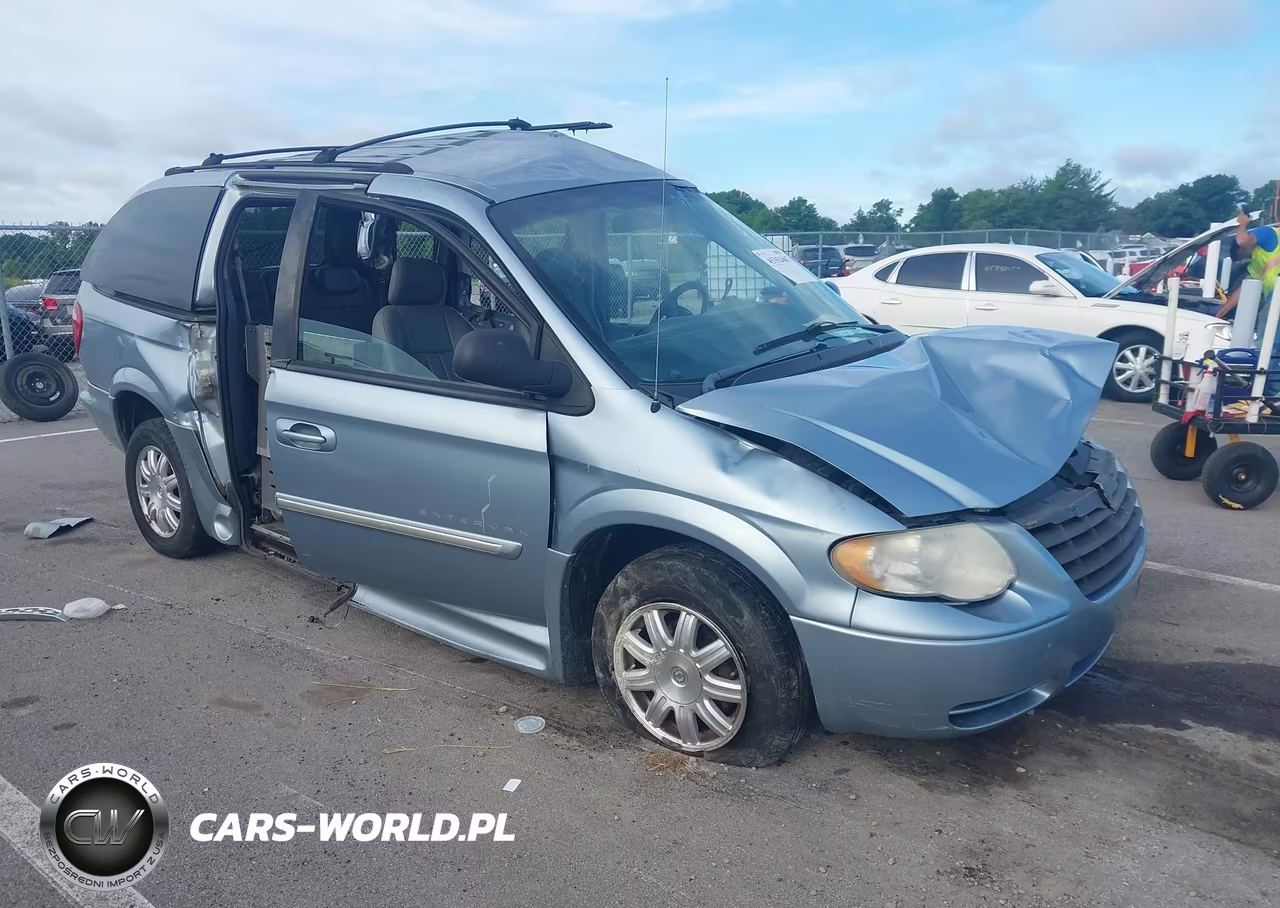 2005 Chrysler Town & Country Touring