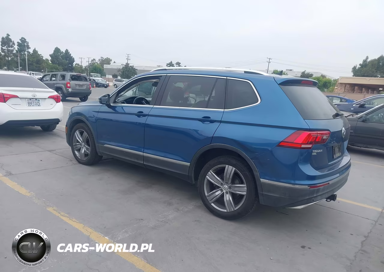 2018 Volkswagen Tiguan 2.0T Sel Premium VIN:3VV5B7AXXJM002794 - 3