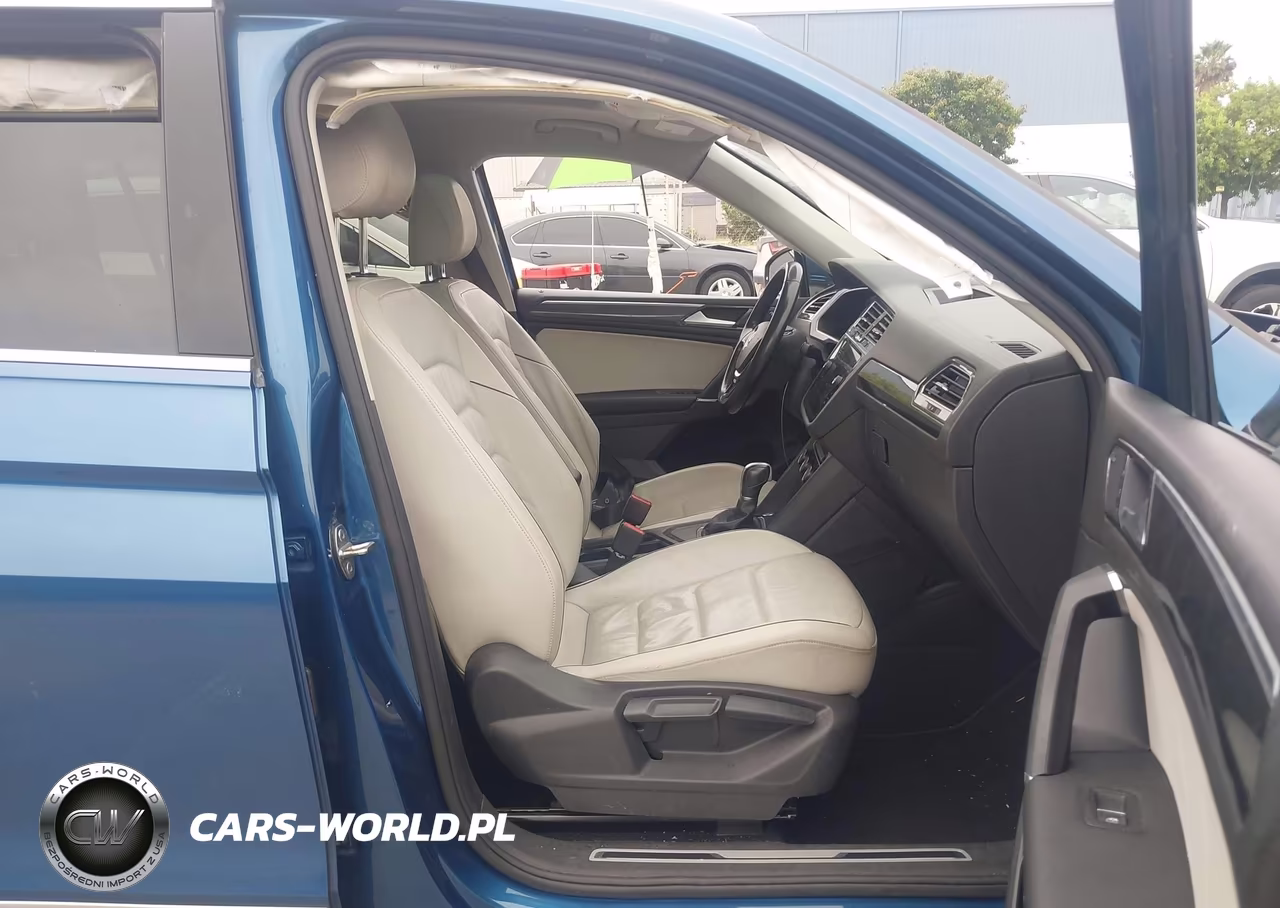 2018 Volkswagen Tiguan 2.0T Sel Premium VIN:3VV5B7AXXJM002794 - 5