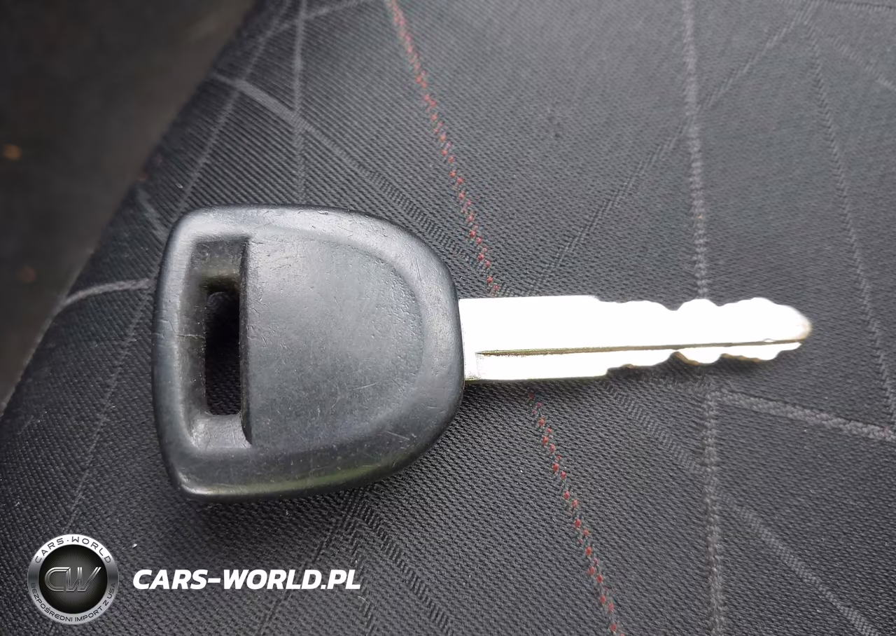 2013 Mazda Mazda2 Sport VIN:JM1DE1KYXD0156502 - 11