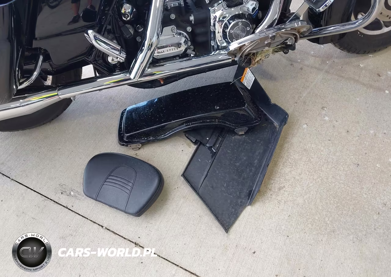 2007 Harley-Davidson Flhx VIN:1HD1KB41X7Y657430 - 15