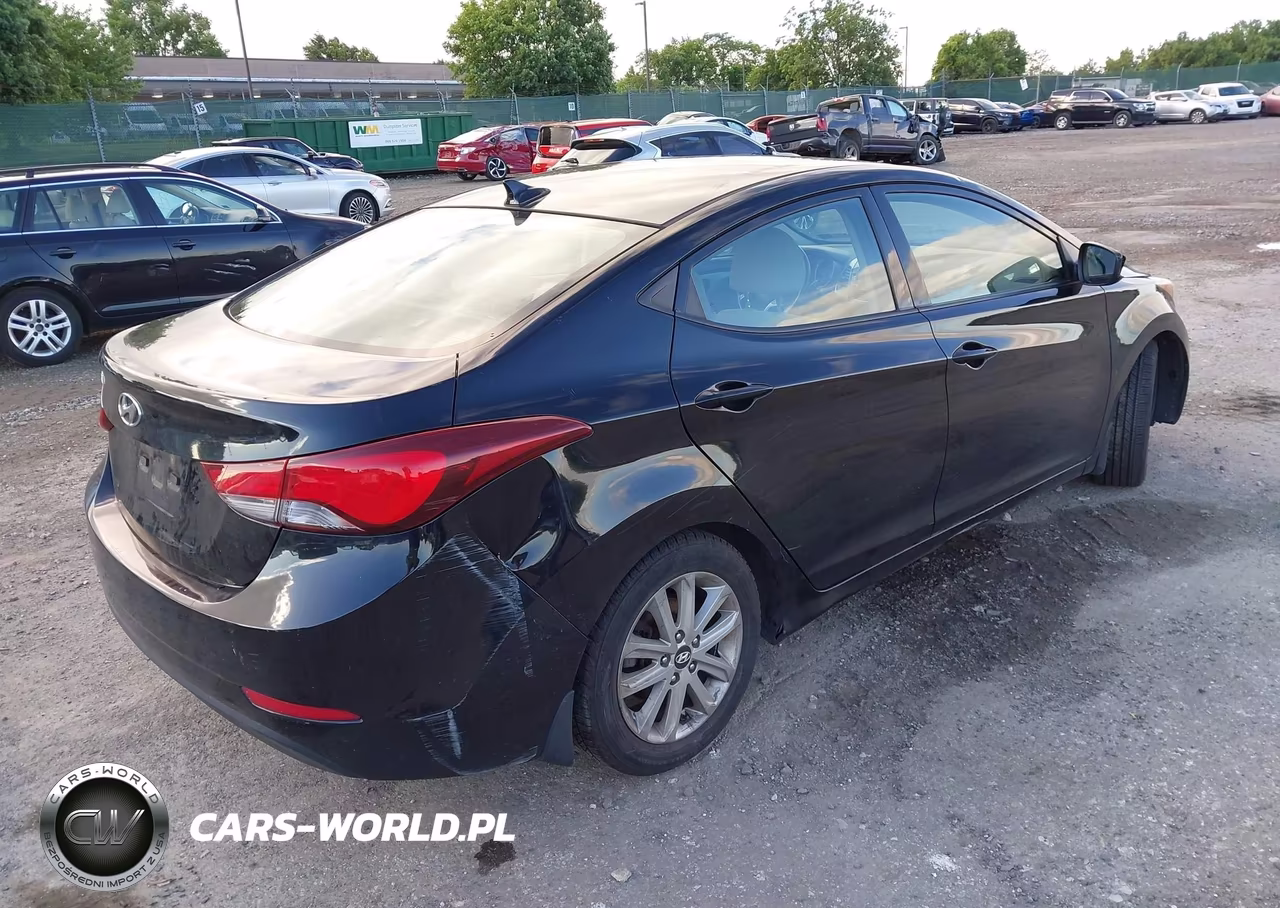 2015 Hyundai Elantra Se VIN:KMHDH4AE2FU323300 - 4