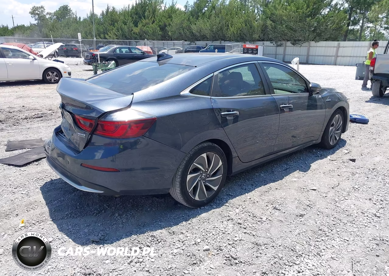 2020 Honda Insight Touring VIN:19XZE4F97LE000529 - 4