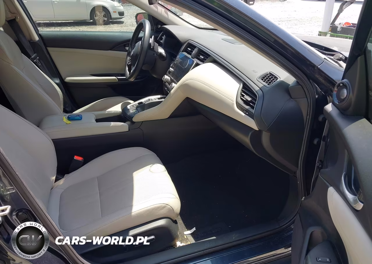 2020 Honda Insight Touring VIN:19XZE4F97LE000529 - 5