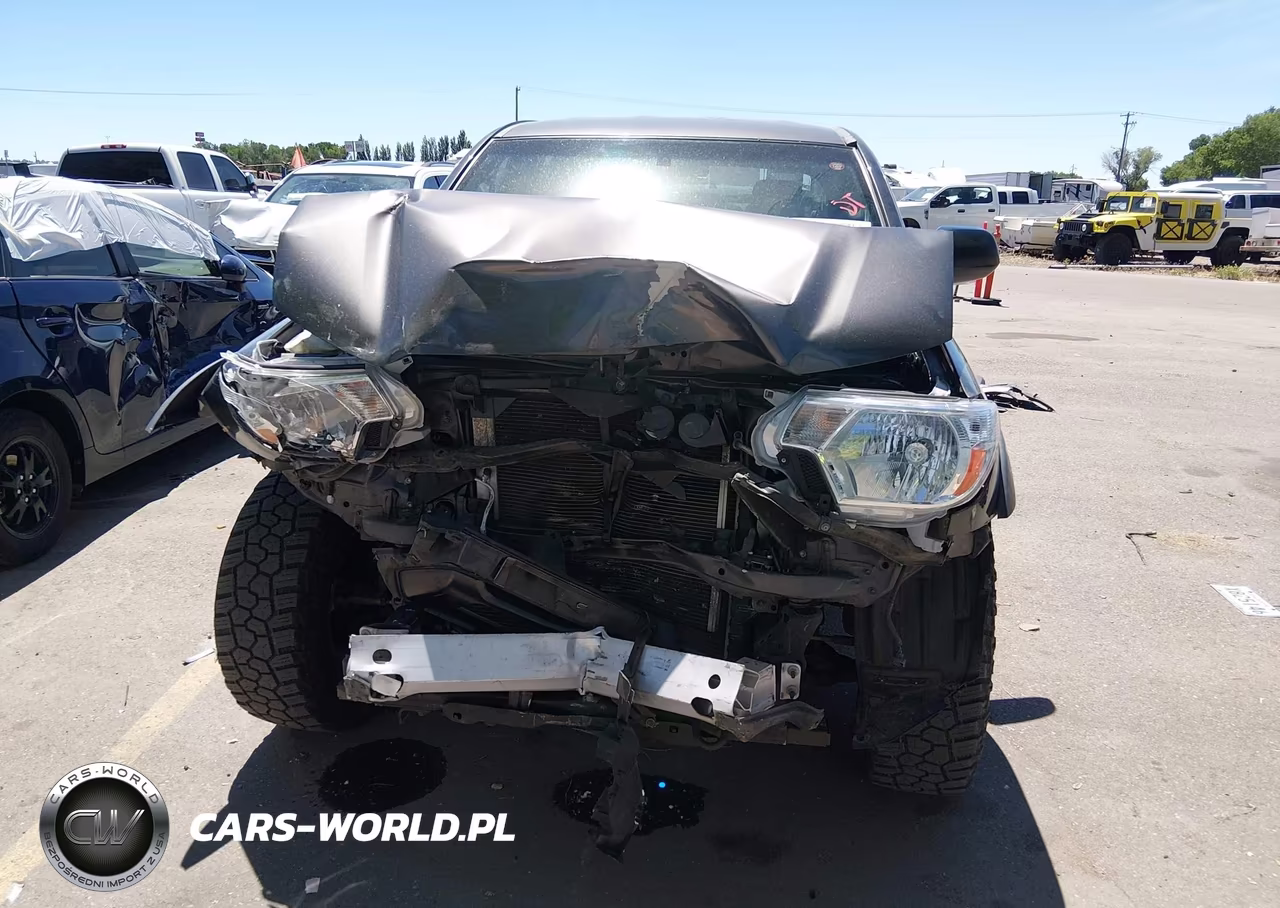 2012 Toyota Tacoma Prerunner V6 VIN:5TFJU4GN0CX017927 - 12