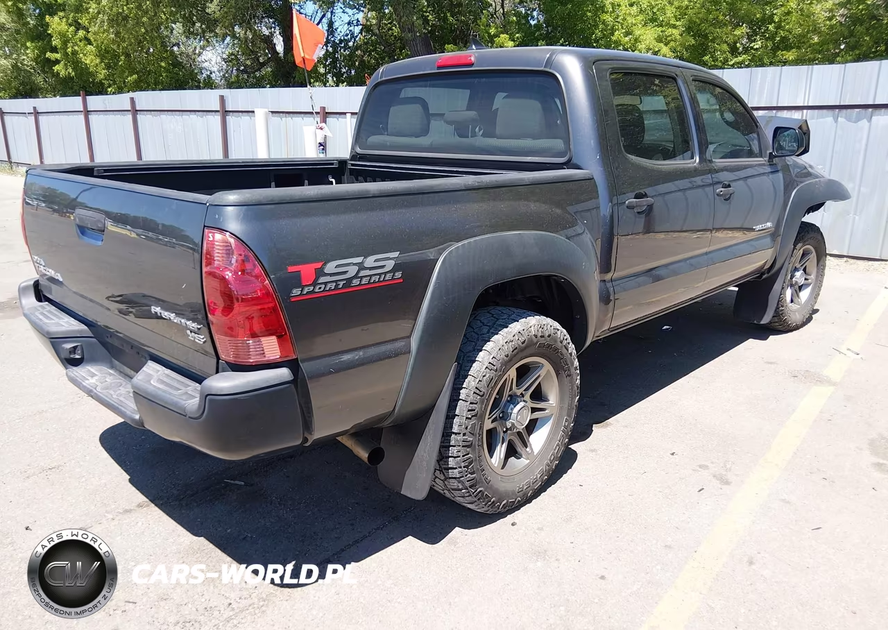 2012 Toyota Tacoma Prerunner V6 VIN:5TFJU4GN0CX017927 - 4