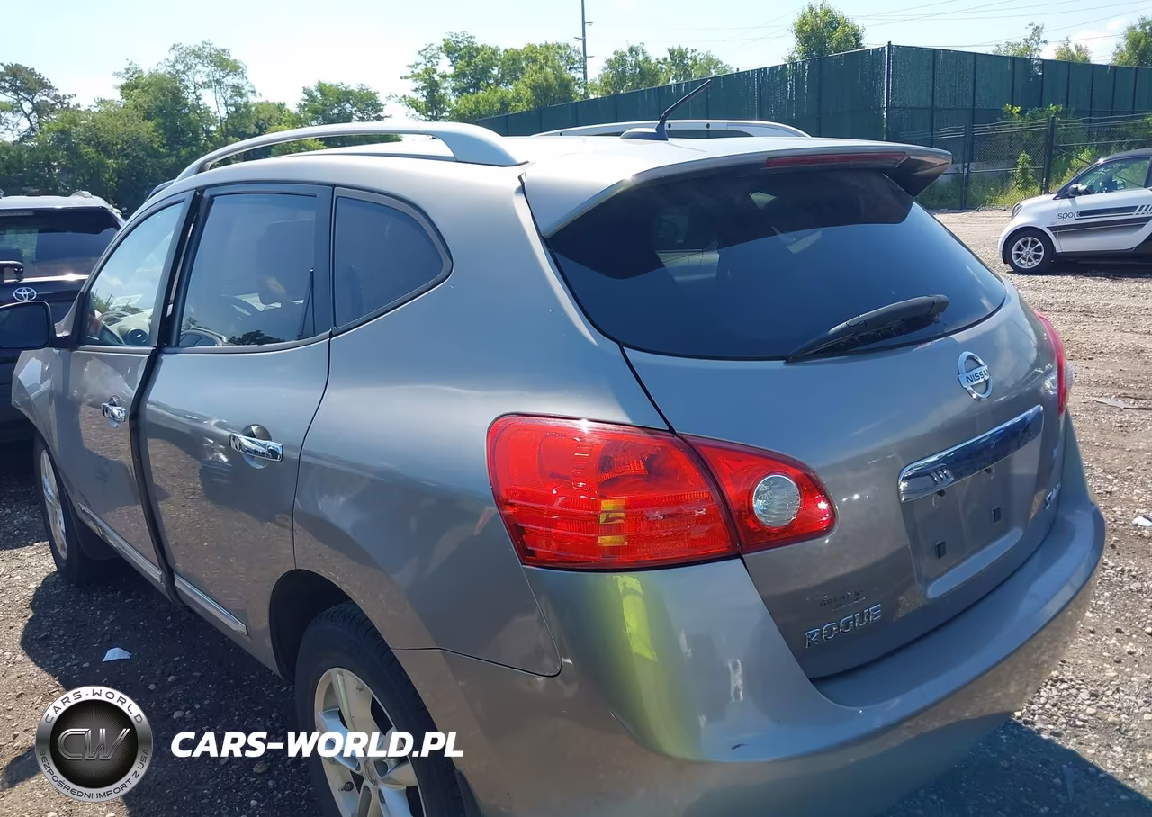 2012 Nissan Rogue Sv VIN:JN8AS5MV7CW352595 - 3