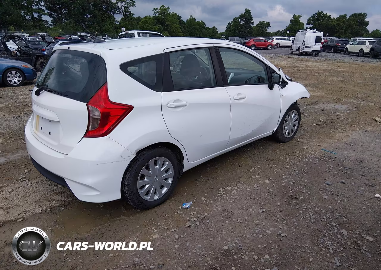 2017 Nissan Versa Note Sv VIN:3N1CE2CP2HL380642 - 4