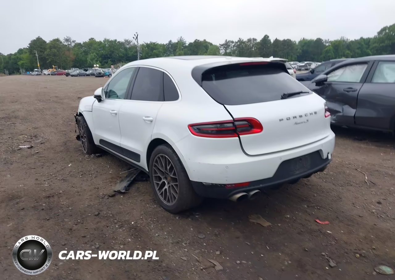 2018 Porsche Macan S VIN:WP1AB2A57JLB37262 - 3
