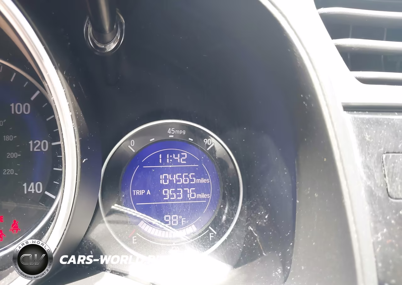2015 Honda Fit Lx VIN:3HGGK5H50FM752522 - 15