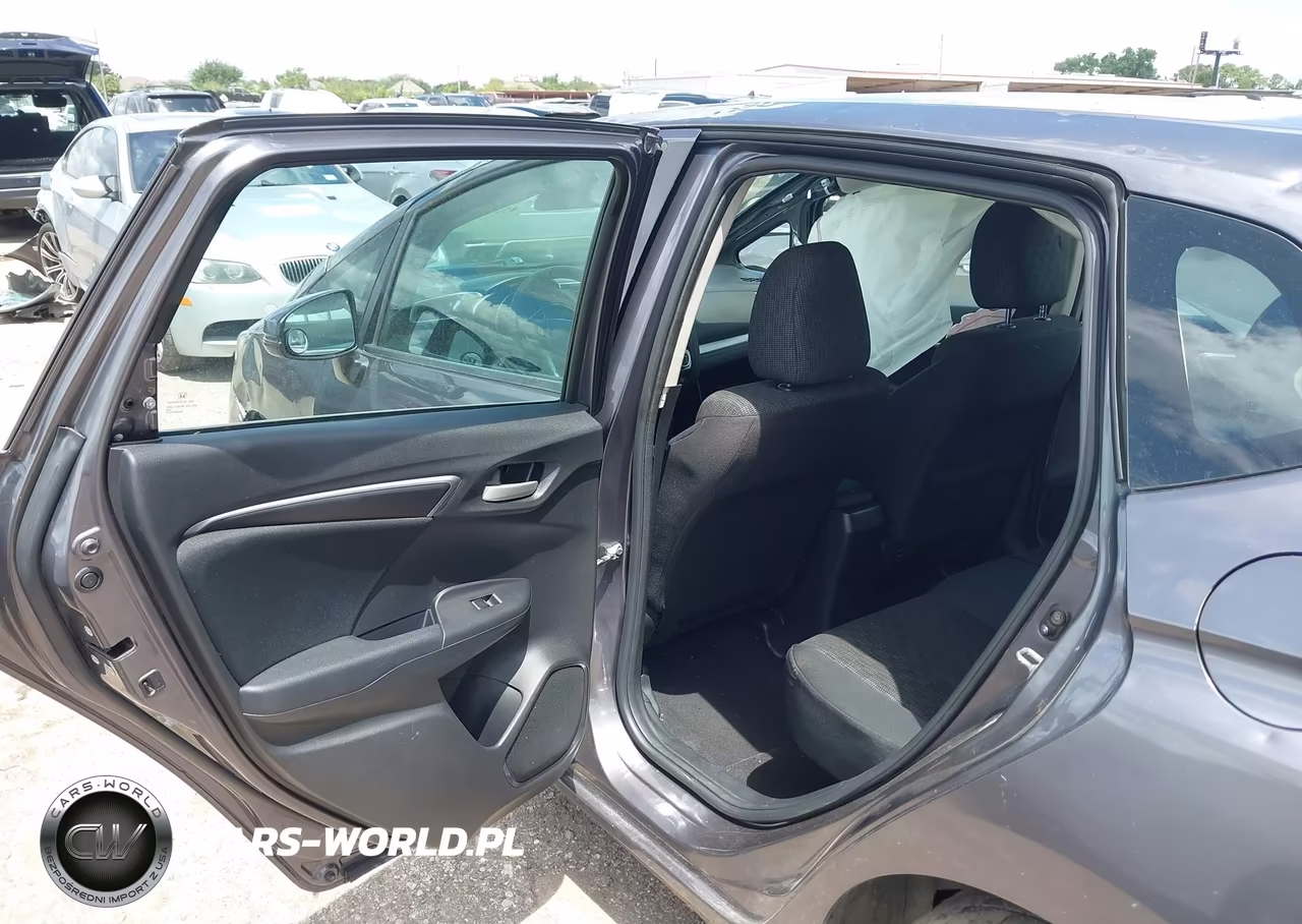2015 Honda Fit Lx VIN:3HGGK5H50FM752522 - 8