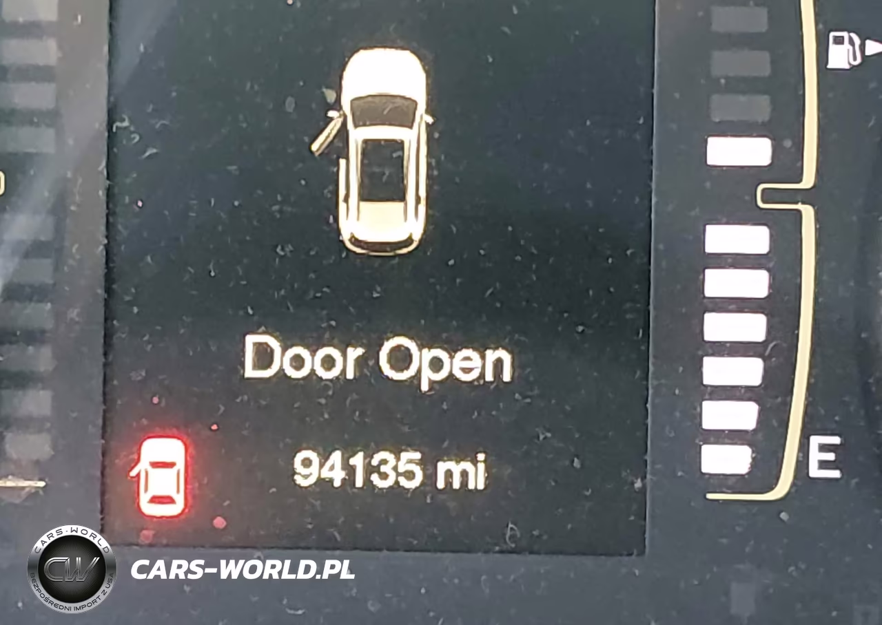2018 Jeep Cherokee Latitude 4X4 VIN:1C4PJMCB8JD515158 - 16