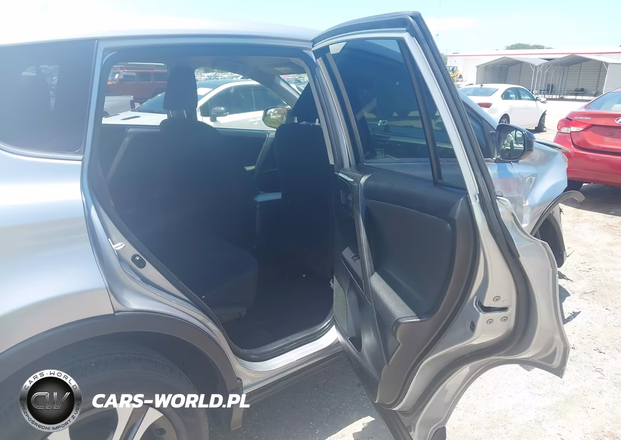 2018 Toyota Rav4 Le VIN:JTMZFREV6JJ181518 - 8