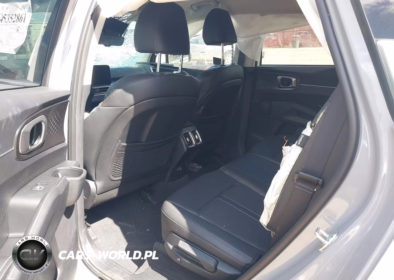 2026 Kia Sorento S VIN:5XYRL4JC4TG438257 - 8