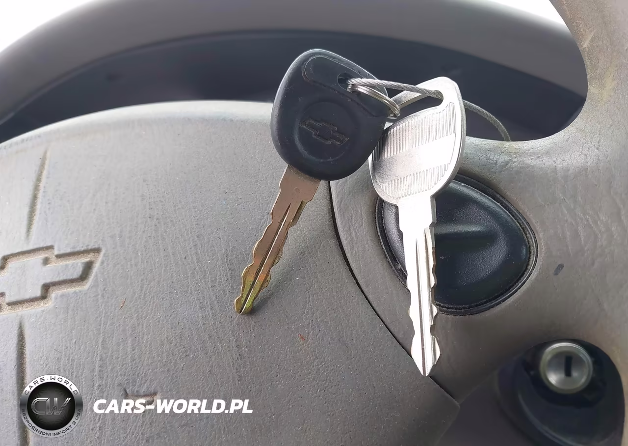 2002 Chevrolet Malibu VIN:1G1ND52JX2M627337 - 11