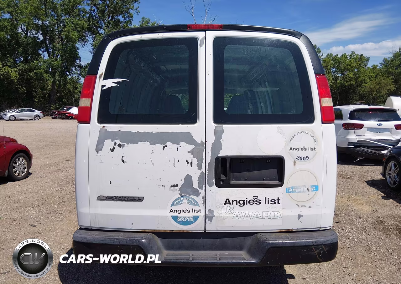 2007 Chevrolet Express Work Van VIN:1GCGG25V871131143 - 16