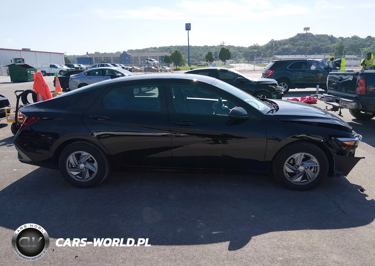 2025 Hyundai Elantra Se VIN:KMHLL4DG7SU989134 - 14