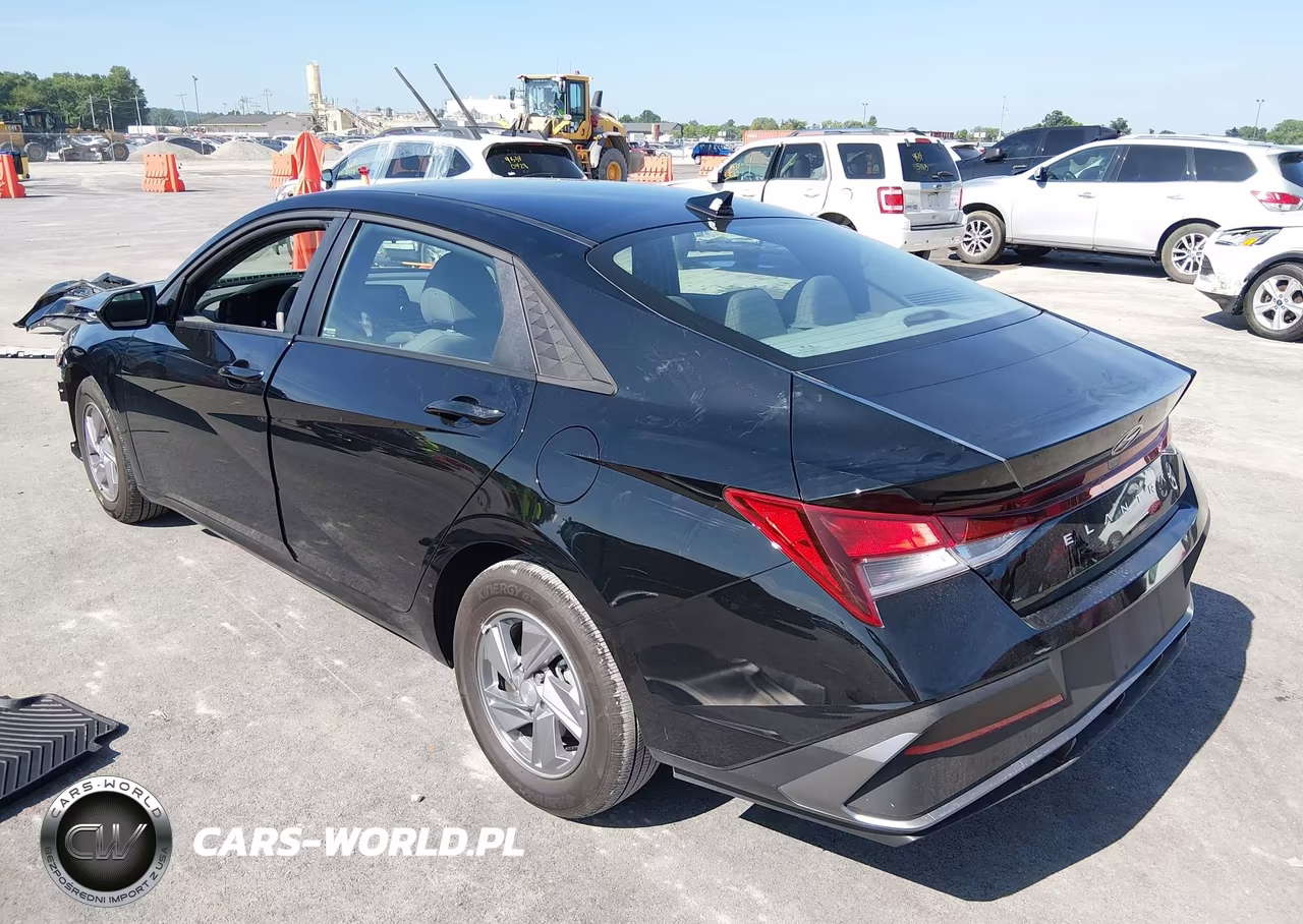 2025 Hyundai Elantra Se VIN:KMHLL4DG7SU989134 - 3