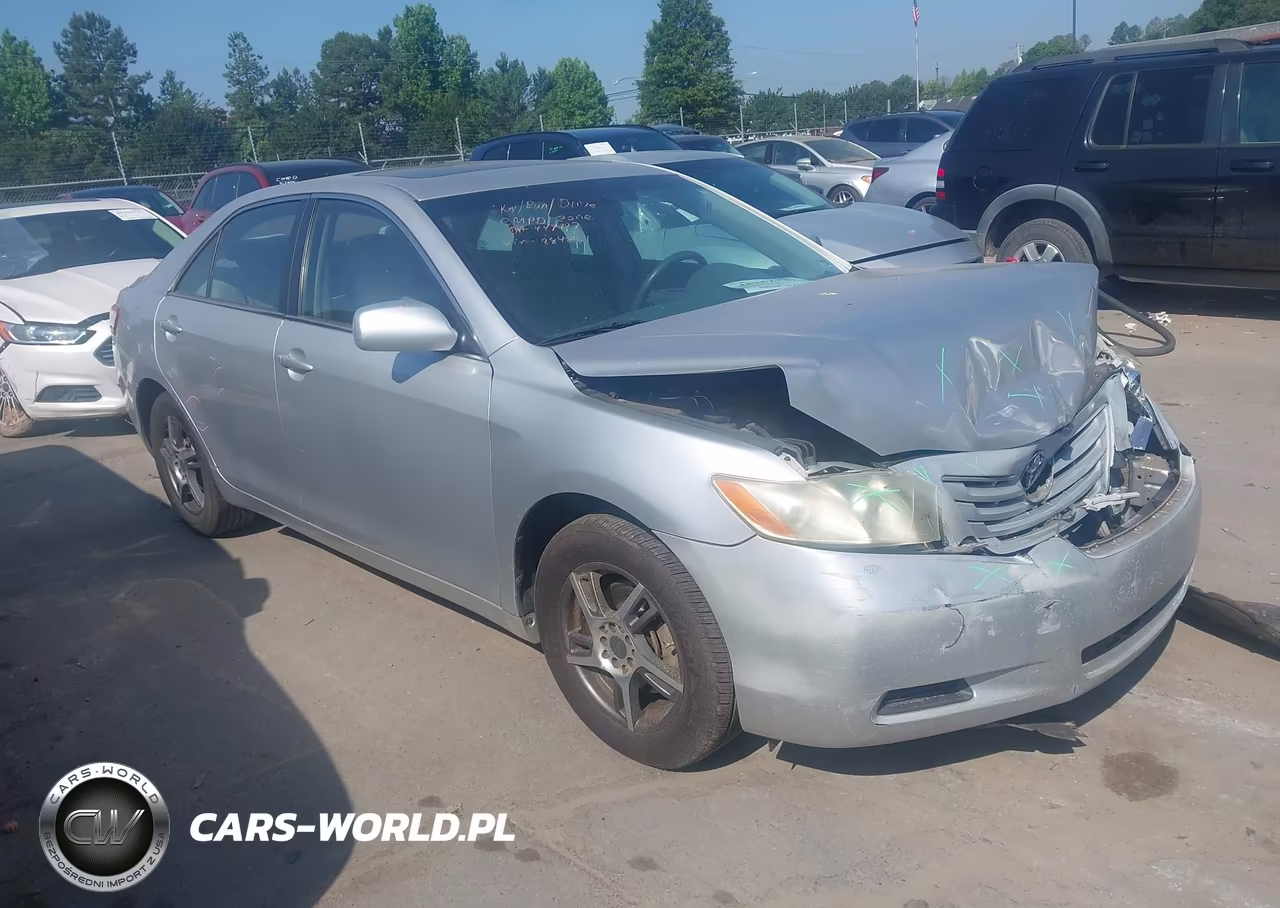 2009 Toyota Camry Le – zdjęcie 1 z 11