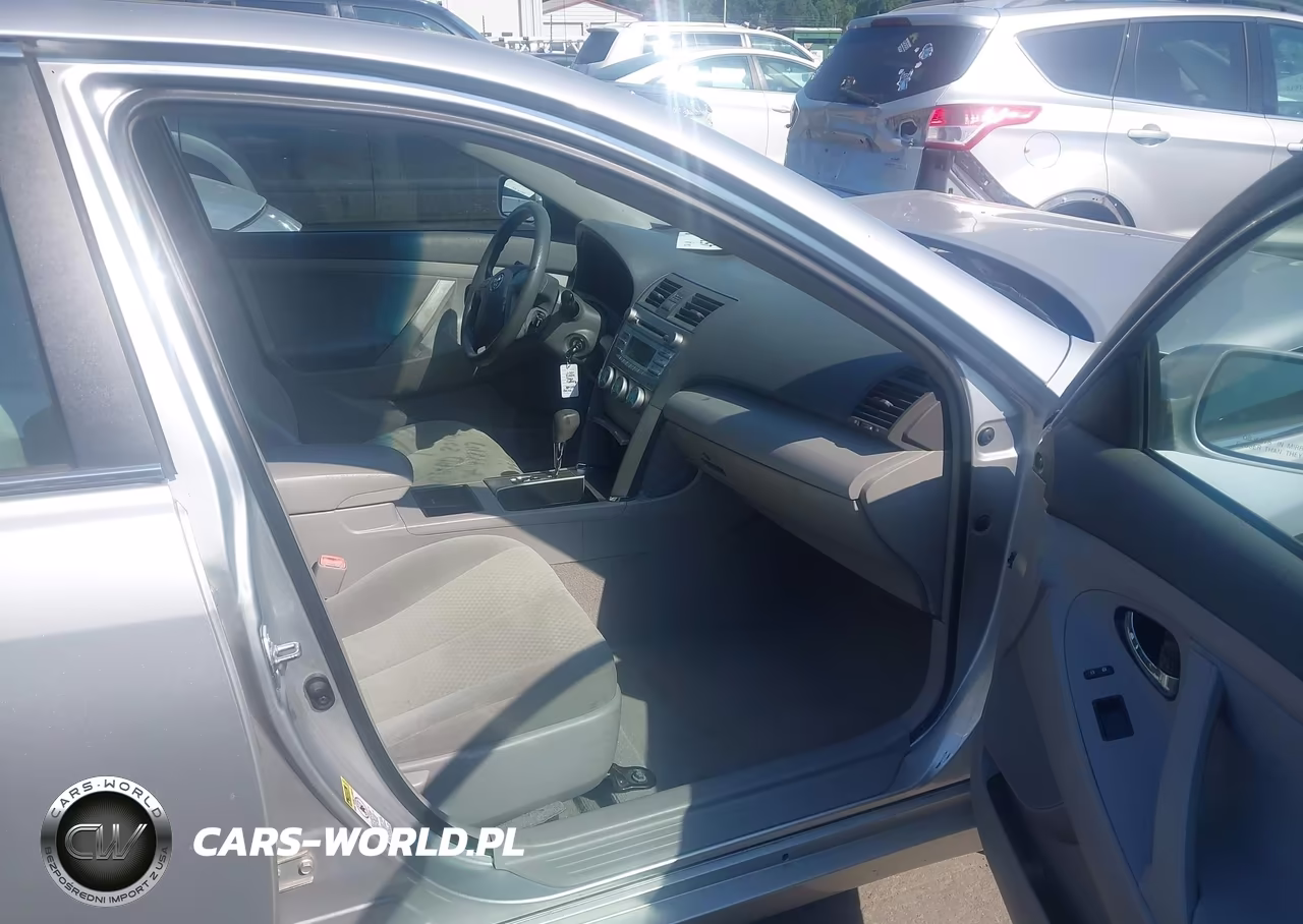 2009 Toyota Camry Le VIN:4T1BE46K29U884261 - 5