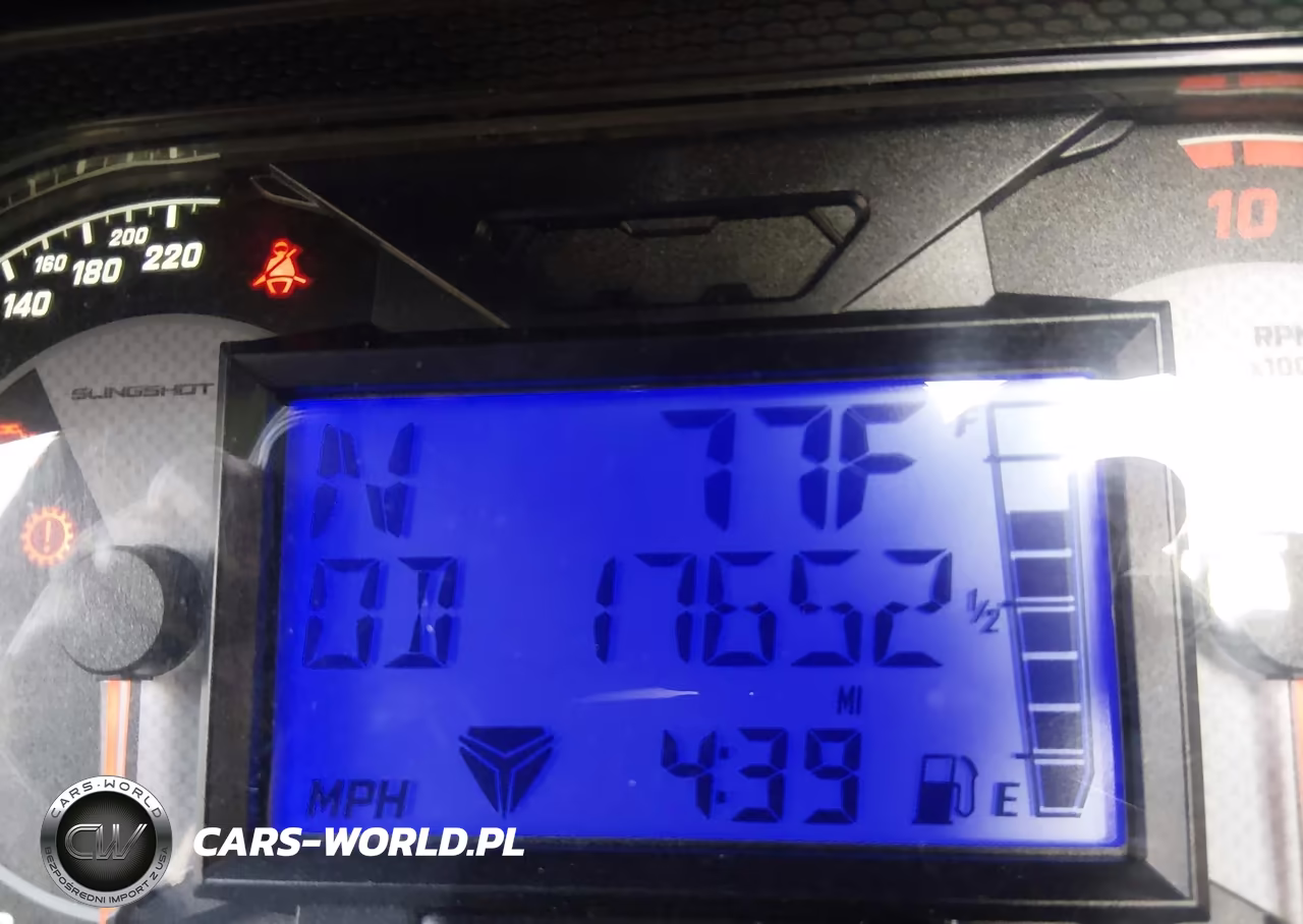 2020 Polaris Slingshot R VIN:57XAARHB7L8139227 - 7
