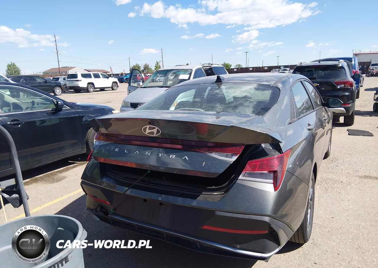 2024 Hyundai Elantra Sel VIN:KMHLM4DG8RU845289 - 16