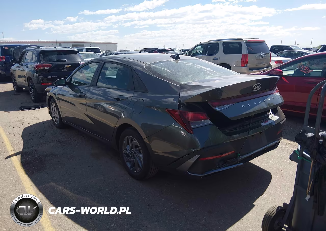 2024 Hyundai Elantra Sel VIN:KMHLM4DG8RU845289 - 3