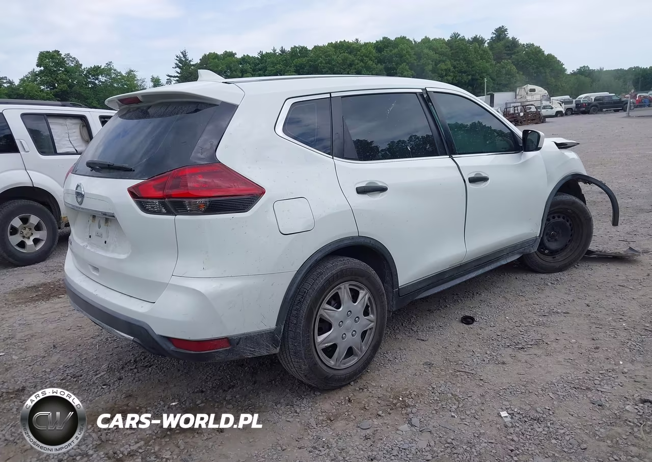 2018 Nissan Rogue S VIN:KNMAT2MT4JP568241 - 4