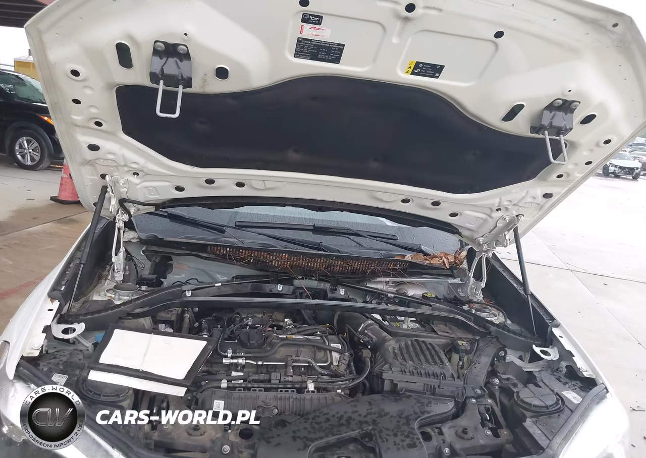 2018 BMW X1 Sdrive28I VIN:WBXHU7C38J3H43064 - 10