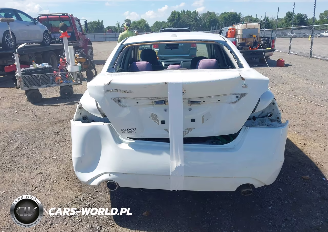 2015 Nissan Altima 2.5 S VIN:1N4AL3AP2FN860394 - 16
