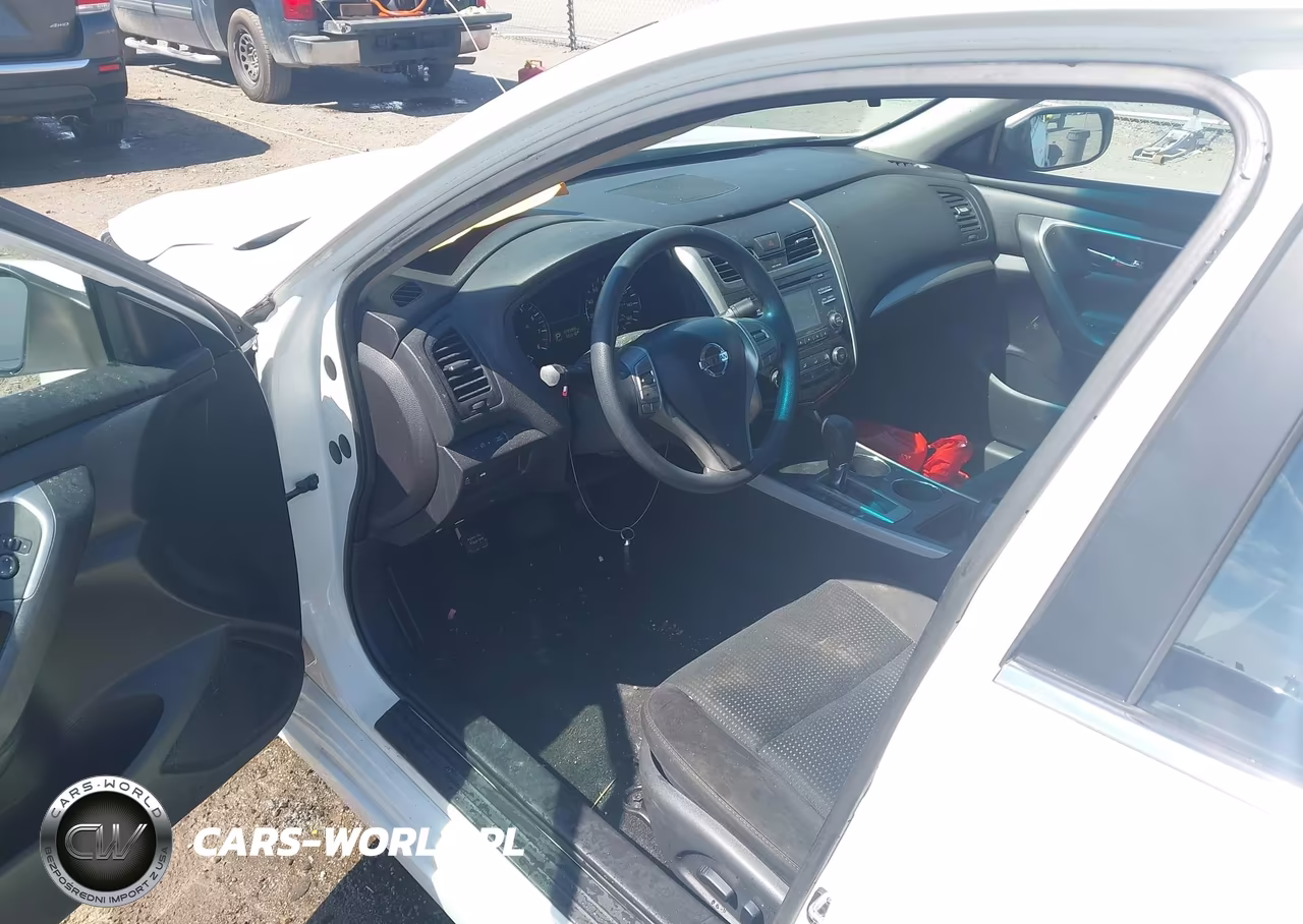 2015 Nissan Altima 2.5 S VIN:1N4AL3AP2FN860394 - 17