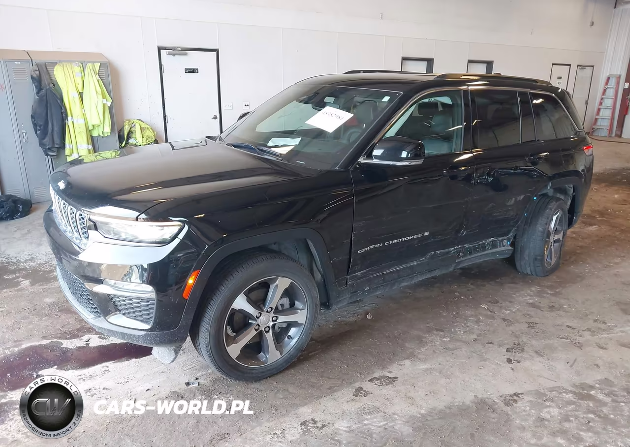 2024 Jeep Grand Cherokee Limited 4X4 VIN:1C4RJHBG3RC132114 - 2