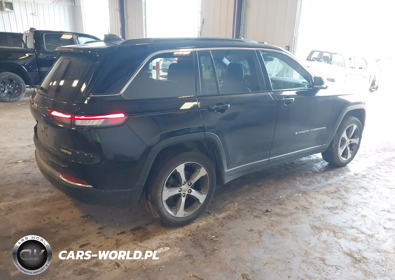 2024 Jeep Grand Cherokee Limited 4X4 VIN:1C4RJHBG3RC132114 - 4
