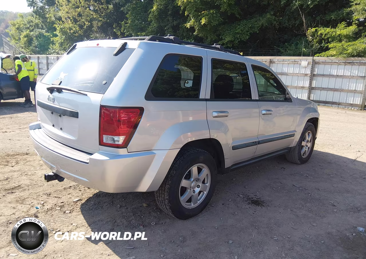 2008 Jeep Grand Cherokee Laredo VIN:1J8GS48K88C218647 - 4