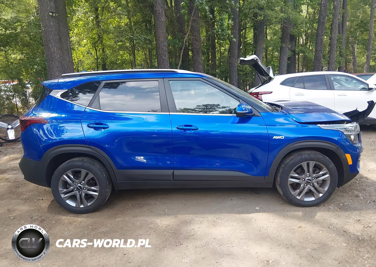 2023 Kia Seltos S VIN:KNDEUCAA3P7350193 - 13