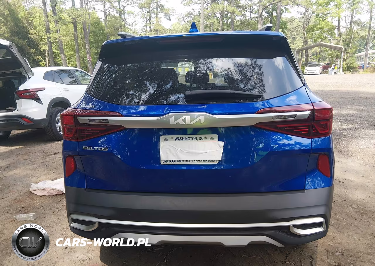 2023 Kia Seltos S VIN:KNDEUCAA3P7350193 - 16