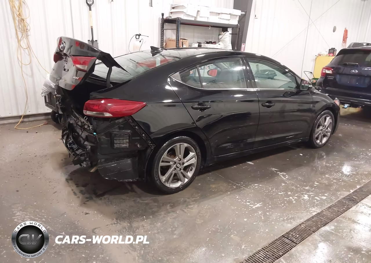 2018 Hyundai Elantra Limited VIN:5NPD84LF6JH285132 - 4