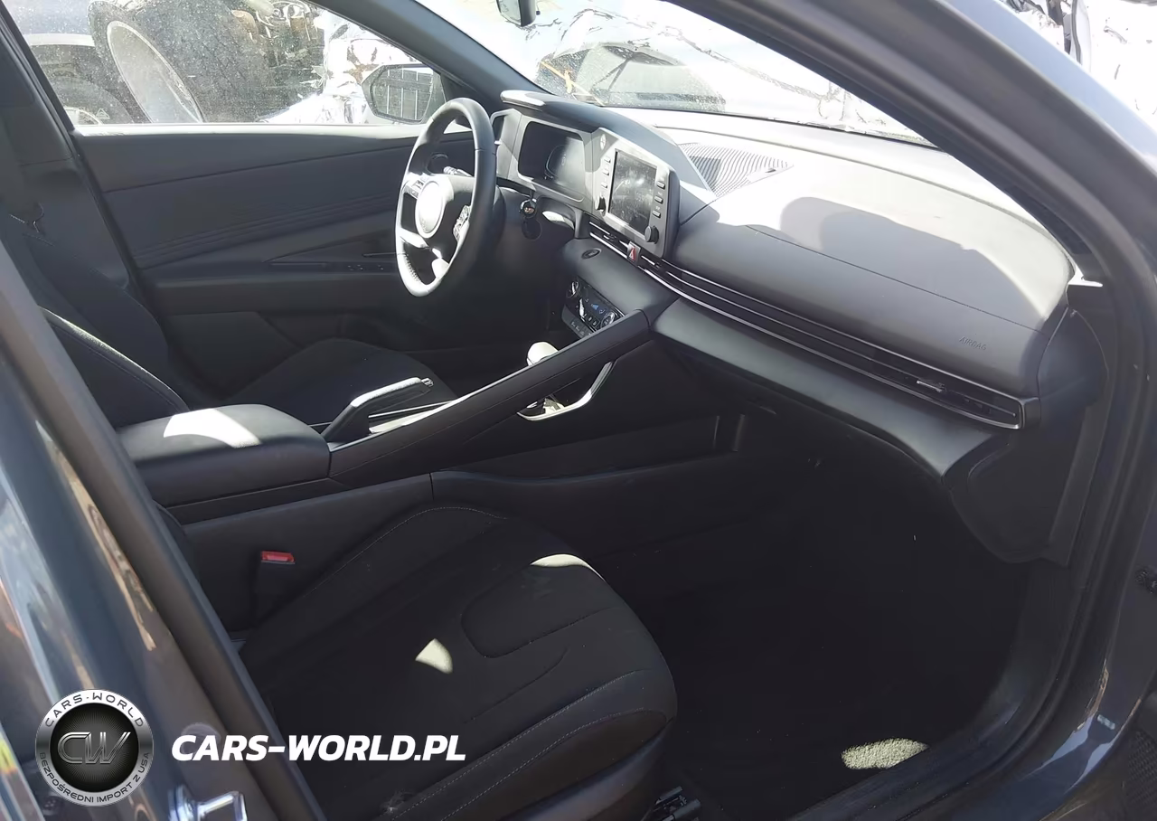 2026 Hyundai Elantra Sel Sport VIN:KMHLM4DGXTU180225 - 5