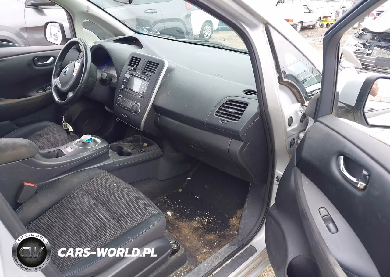 2015 Nissan Leaf S VIN:1N4AZ0CP1FC302817 - 5