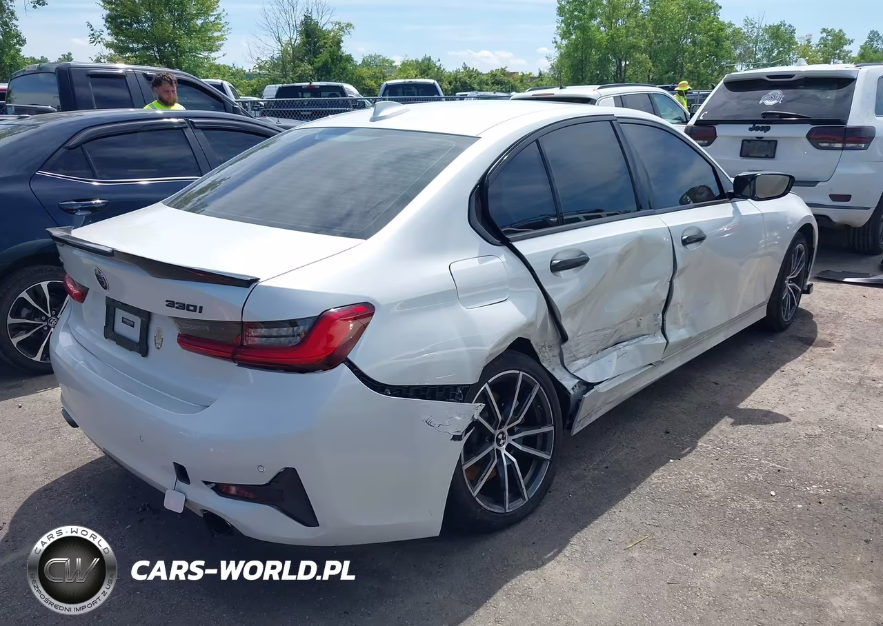2021 BMW 330I xDrive VIN:3MW5R7J07M8B96210 - 4