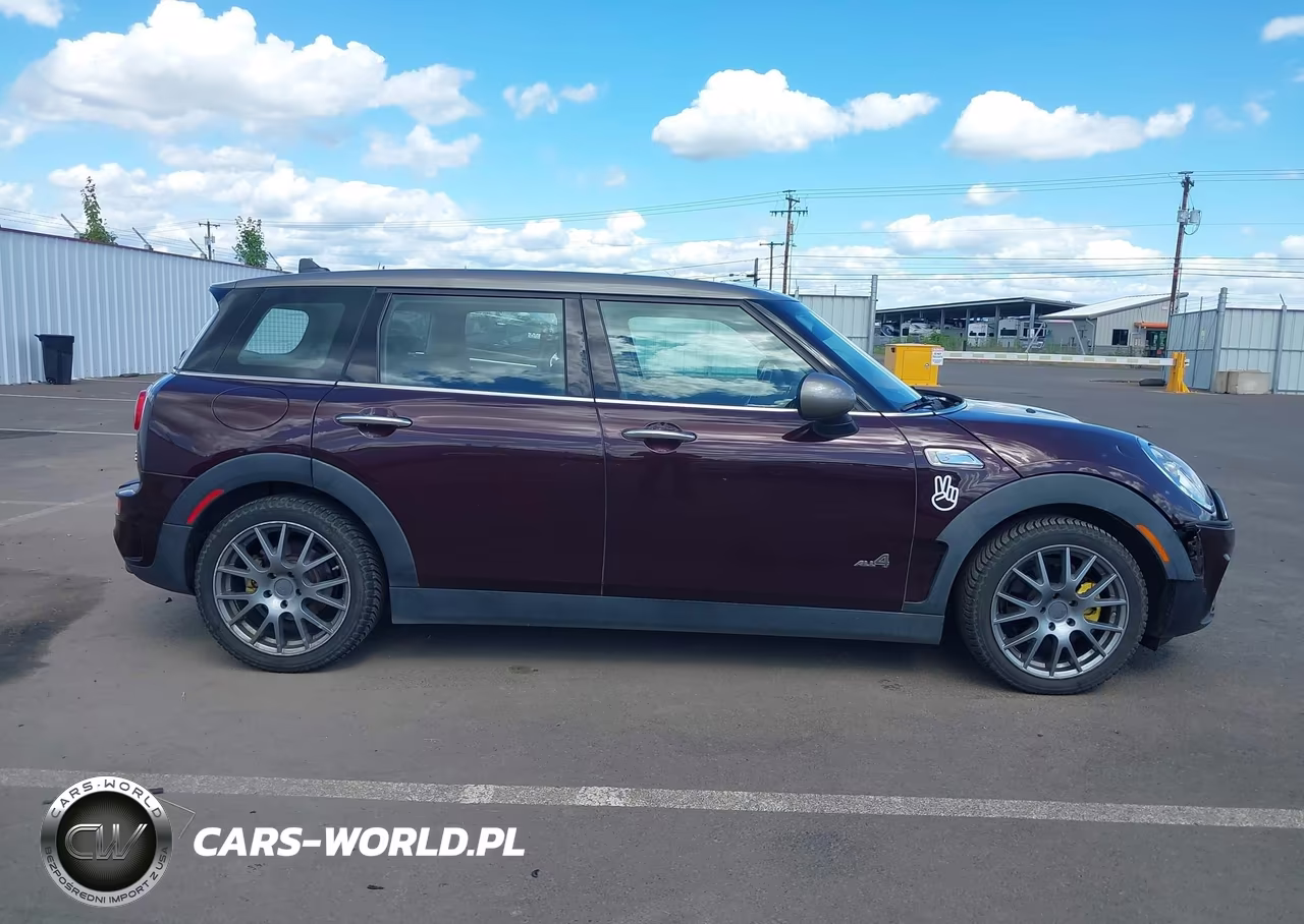 2017 Mini Clubman Cooper S VIN:WMWLU5C5XH2E82725 - 13