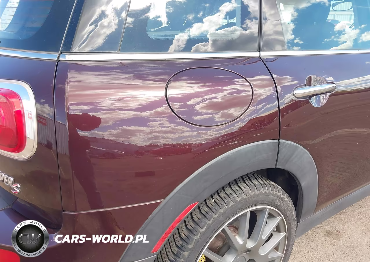 2017 Mini Clubman Cooper S VIN:WMWLU5C5XH2E82725 - 18