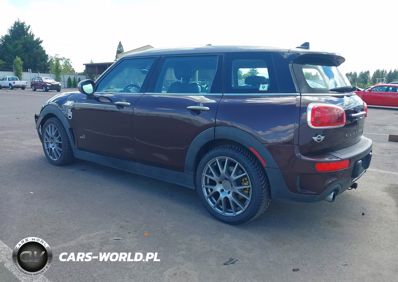 2017 Mini Clubman Cooper S VIN:WMWLU5C5XH2E82725 - 3
