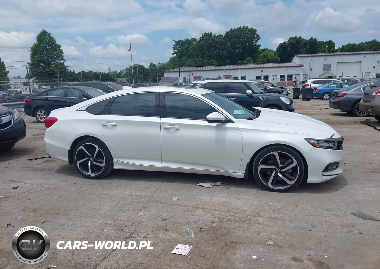 2018 Honda Accord Sport 2.0T VIN:1HGCV2F32JA048687 - 13