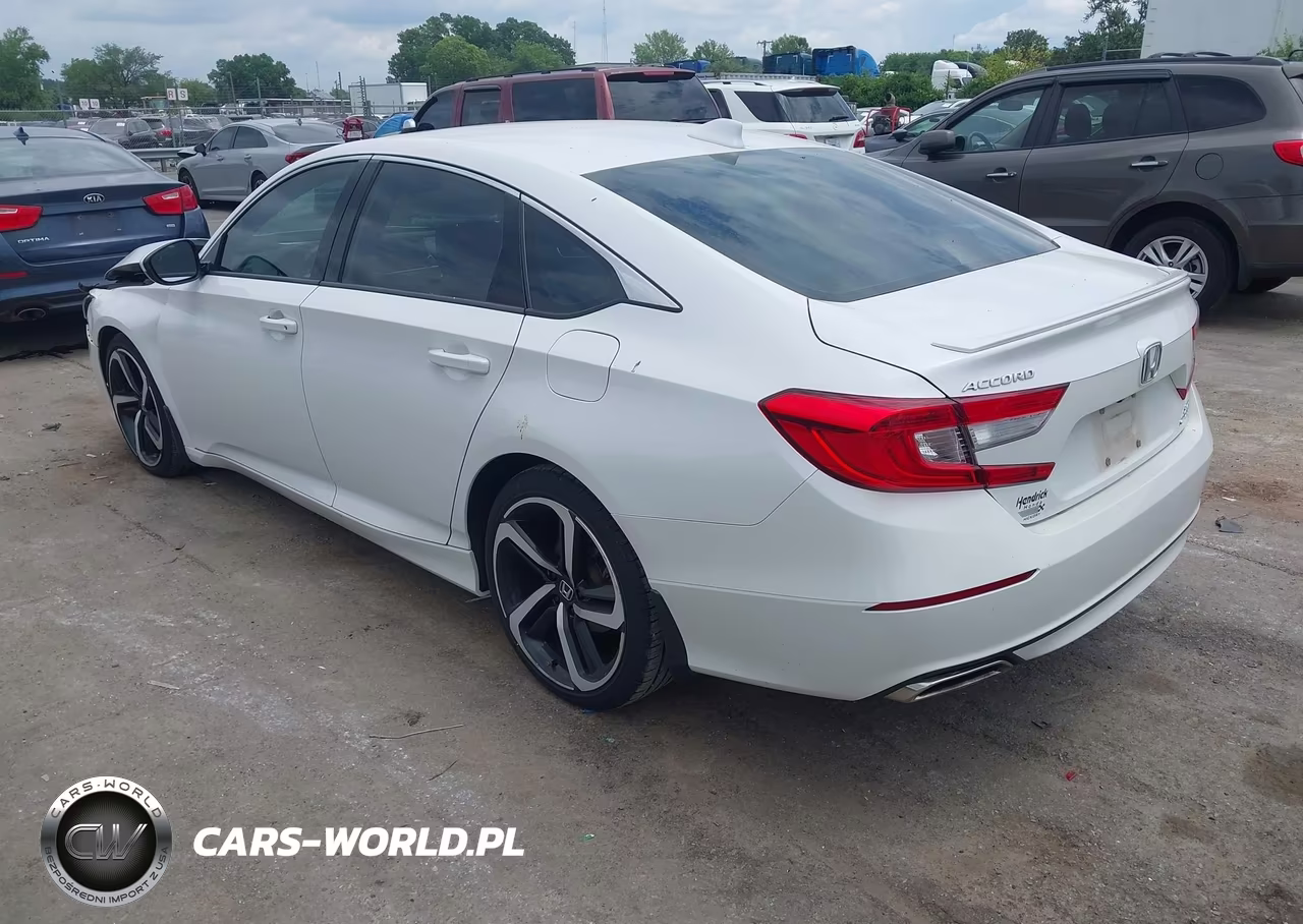 2018 Honda Accord Sport 2.0T VIN:1HGCV2F32JA048687 - 3