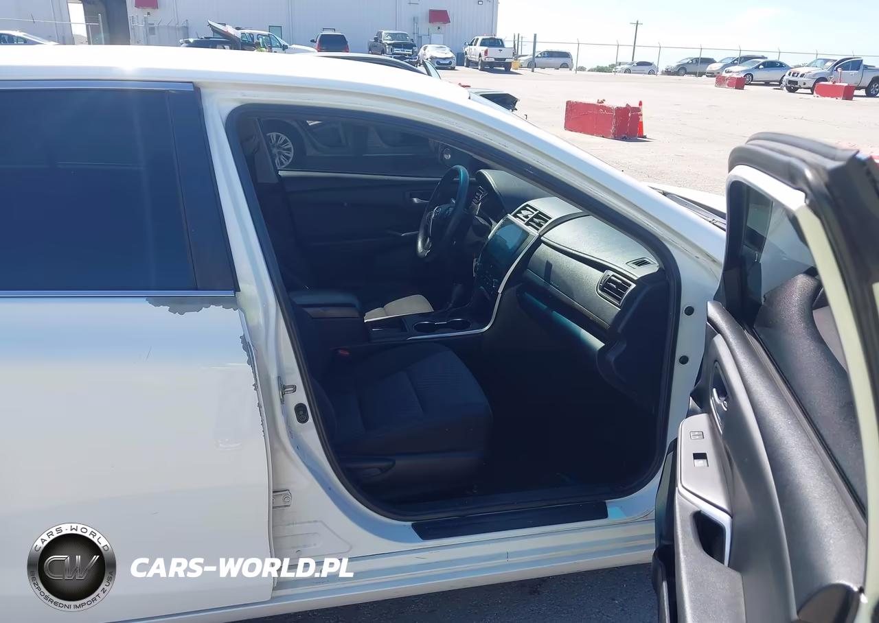 2015 Toyota Camry Le VIN:4T4BF1FK4FR453711 - 5