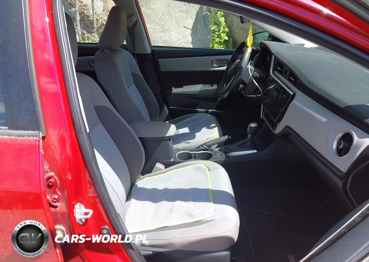 2017 Toyota Corolla Le VIN:2T1BURHEXHC913660 - 5