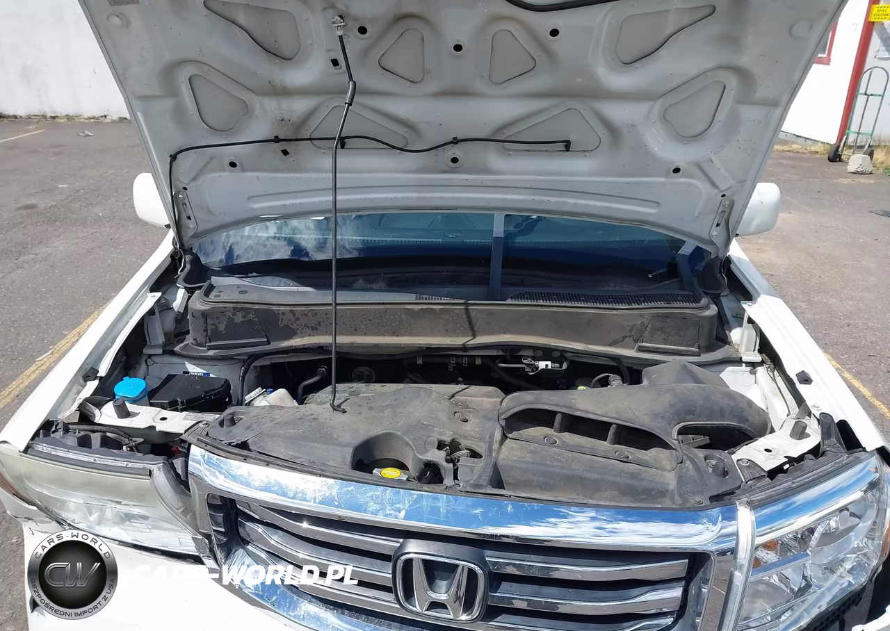 2012 Honda Pilot Touring VIN:5FNYF4H98CB044880 - 10