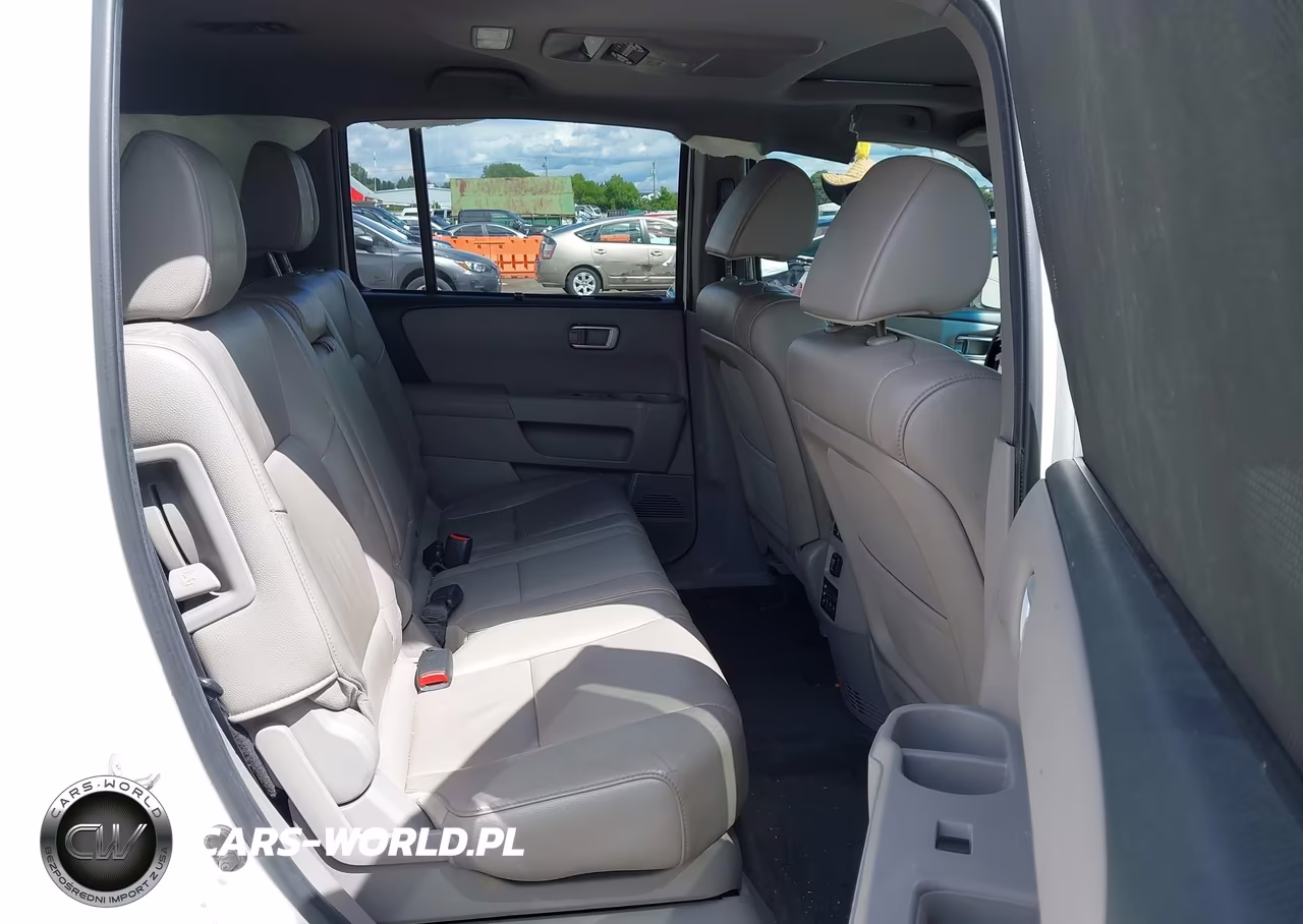2012 Honda Pilot Touring VIN:5FNYF4H98CB044880 - 8
